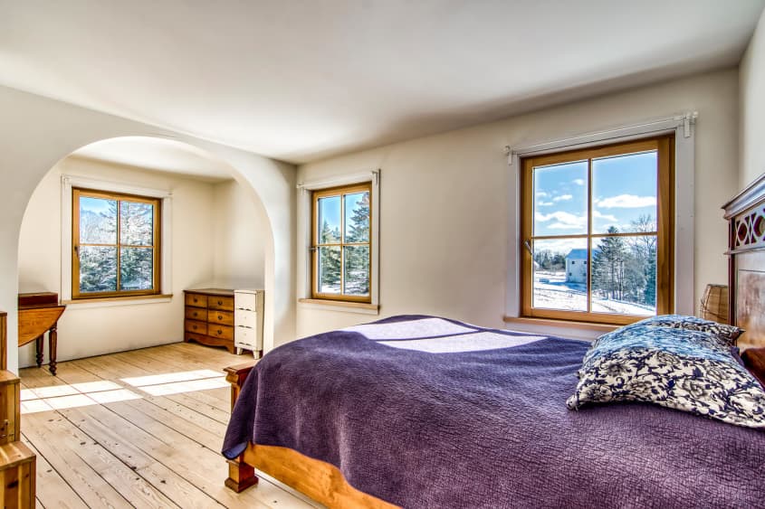 Maine Houses for Sale — 33 Long Farm Rd., Blue Hill Apartment Therapy